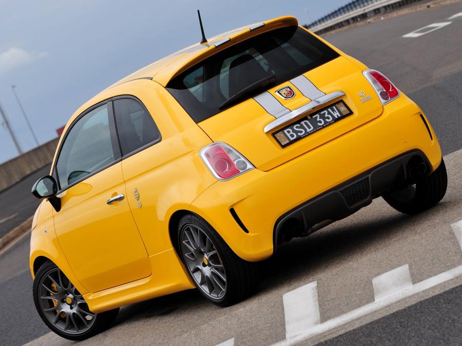  Abarth 695 Tributo Ferrari 2011 года  (AU) (фото 4 из 5)